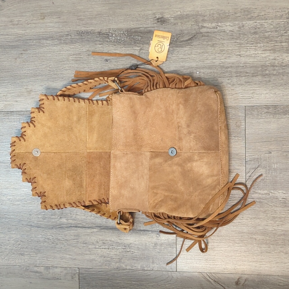 P & G Leather and Cowhide Purse NWT - Picture 9 of 11